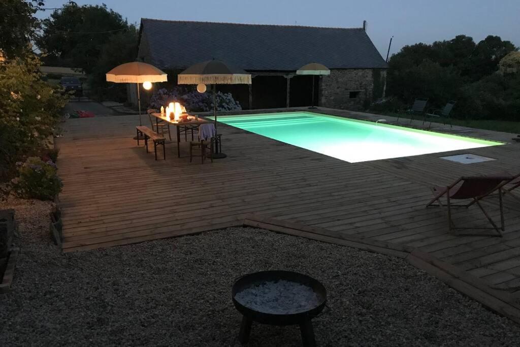 La Lande Du Rest - Le Quillio Magnifique Ancienne Ferme De Notables Avec Piscine Chauffee Vila Exterior foto
